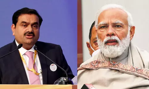 அதானியின் பாஸ்போர்ட்டை பறிக்க வேண்டும் - பிரதமர் மோடிக்கு ஆம் ஆத்மி எம்.பி. கடிதம் அதானியின் பாஸ்போர்ட்டை பறிக்க வேண்டும் - பிரதமர் மோடிக்கு ஆம் ஆத்மி எம்.பி. கடிதம்