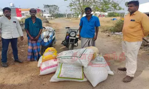 ரேஷன் அரிசி கடத்திய 2 பேர் கைது