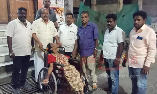 மாற்றுத்திறனாளிகளுக்கு உபகரணம் மாற்றுத்திறனாளிகளுக்கு உபகரணம்