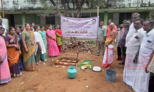 ரூ.27 லட்சத்தில் கூடுதல் வகுப்பறை கட்டிடம் கட்ட பூமிபூஜை