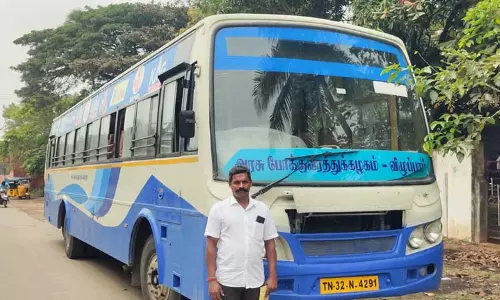 நஷ்டஈடு வழங்காததால் அரசு பஸ் ஜப்தி நஷ்டஈடு வழங்காததால் அரசு பஸ் ஜப்தி