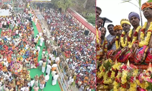 கோவிந்தா, கோவிந்தா என்று பக்தி கோஷம் முழங்க கோட்டை பெருமாள் கோவில் கும்பாபிஷேகம்; ஏராளமான பக்தர்கள் சாமி தரிசனம் கோவிந்தா, கோவிந்தா என்று பக்தி கோஷம் முழங்க கோட்டை பெருமாள் கோவில் கும்பாபிஷேகம்; ஏராளமான பக்தர்கள் சாமி தரிசனம்