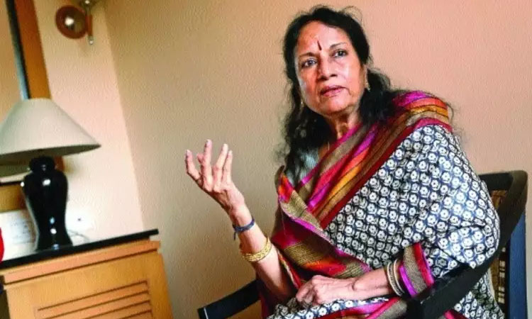 யாரது சொல்லாமல் நெஞ்சள்ளிப் போவது பிரபல பின்னணி பாடகி வாணி ஜெயராம் மறைவு -வாழ்க்கை வரலாறு