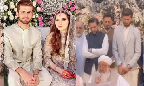 அப்ரிடியின் மகளை மணந்தார் பாக். வேகப்பந்து வீச்சாளர் ஷாகீன்ஷா அப்ரிடி அப்ரிடியின் மகளை மணந்தார் பாக். வேகப்பந்து வீச்சாளர் ஷாகீன்ஷா அப்ரிடி