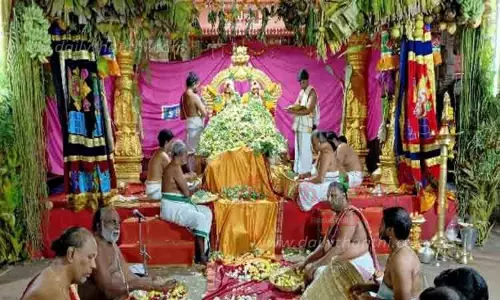 ஆண்டாள் கோவிலில் லட்சார்ச்சனை விழா