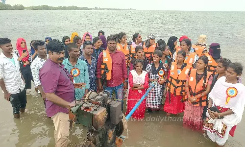 இயற்கை துறைமுகத்தை உருவாக்கிய உப்பங்கழிகள்