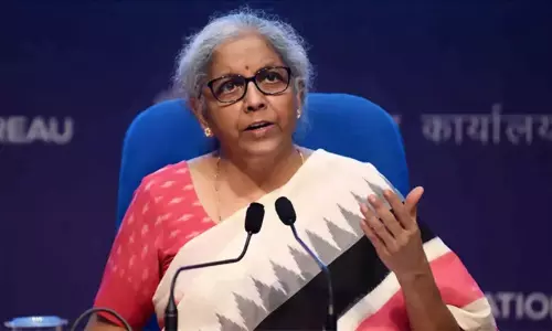 எப்.பி.ஓ. பங்குகள் வாபஸ்: அதானி நிறுவனத்தின் முடிவால் இந்தியாவின் அந்தஸ்துக்கு பாதிப்பா?  மத்திய நிதி மந்திரி நிர்மலா சீதாராமன் பதில்