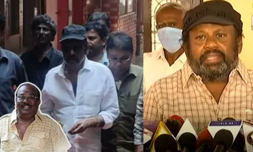 இயக்குனநர் டி.பி.கஜேந்திரன் உடலுக்கு நடிகர்கள் கவுண்டமணி, செந்தில் நேரில் அஞ்சலி இயக்குனநர் டி.பி.கஜேந்திரன் உடலுக்கு நடிகர்கள் கவுண்டமணி, செந்தில் நேரில் அஞ்சலி