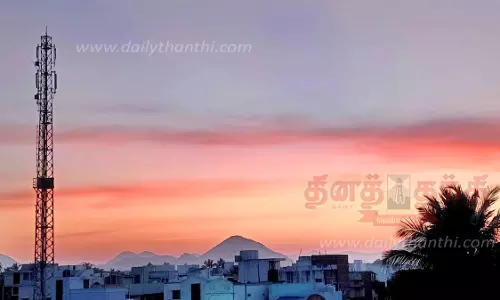 செக்க சிவந்த வானம்