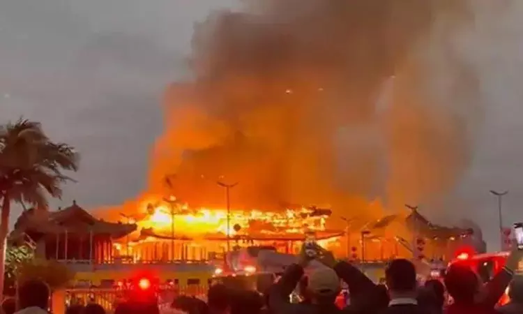 ஆஸ்திரேலியாவில் புத்த கோவிலில் தீ விபத்து ஆஸ்திரேலியாவில் புத்த கோவிலில் தீ விபத்து