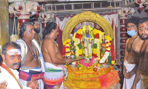 திருத்தணி முருகன் கோவிலில் தைப்பூச திருநாள்