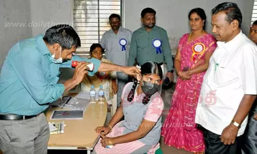 மாற்றுத்திறனாளி மாணவர்களுக்கு மருத்துவ முகாம்