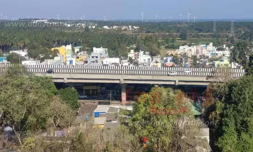 கிணத்துக்கடவு ஊருக்குள் வராமல்  செல்லும் அரசு பஸ்கள்