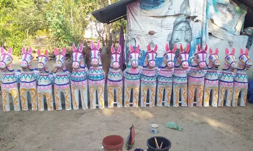 வடிவிழந்து வரும் சுடுமண் சிற்ப கலை