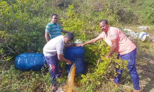 2 ஆயிரம் லிட்டர் சாராய ஊறல் அழிப்பு