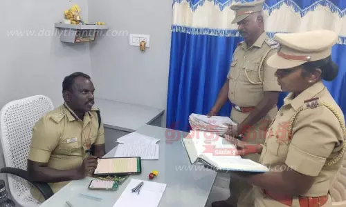 வருவாய் கோட்டாட்சியர் நடவடிக்கை எடுக்க வேண்டும்