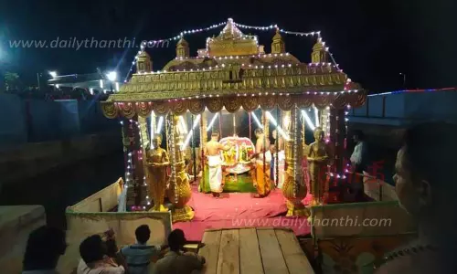 உவரி சுயம்புலிங்க சுவாமி கோவிலில் தெப்பத் திருவிழா