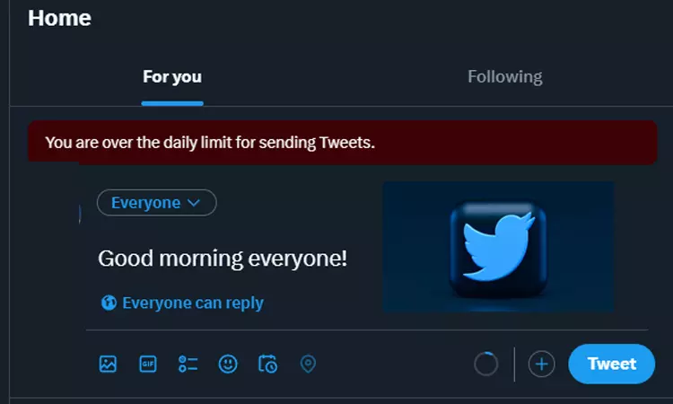 தினசரி டுவிட் வரம்பை தாண்டிவிட்டீர்கள் உலக அளவில் முடங்கிய டுவிட்டர்....! பயனாளர்கள் டுவிட் செய்யமுடியாமல் தவிப்பு...! தினசரி டுவிட் வரம்பை தாண்டிவிட்டீர்கள் உலக அளவில் முடங்கிய டுவிட்டர்....! பயனாளர்கள் டுவிட் செய்யமுடியாமல் தவிப்பு...!