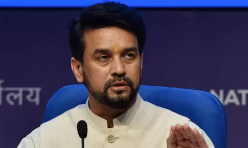 மகாத்மா காந்தி ஊரக வேலைவாய்ப்பு திட்டத்துக்கு நிதி குறைப்பா? - மத்திய மந்திரி அனுராக்சிங் தாக்கூர்