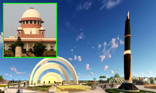 சென்னை மெரினாவில் அமையவுள்ள பேனா நினைவு சின்னத்திற்கு எதிராக சுப்ரீம் கோர்ட்டில் பொதுநல மனு