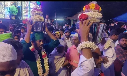 சந்தனக்கூடு விழா சந்தனக்கூடு விழா
