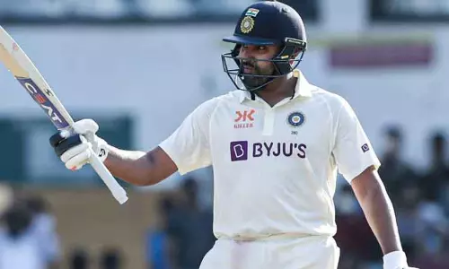 நாக்பூர் டெஸ்ட்: ரோகித் சர்மா அரை சதம்- முதல் நாள் ஆட்டநேர முடிவில் இந்தியா 77/1