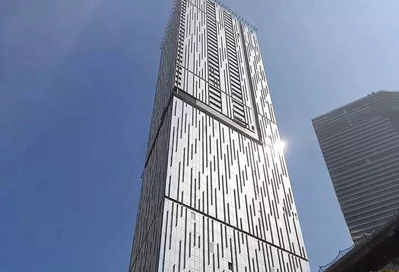 அடுக்குமாடி கட்டிடத்தில் ரூ.240 கோடிக்கு வீடு வாங்கிய தொழில் அதிபர் அடுக்குமாடி கட்டிடத்தில் ரூ.240 கோடிக்கு வீடு வாங்கிய தொழில் அதிபர்