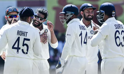 நாக்பூர் டெஸ்ட் கணிப்பு: வர்ணனையாளர்கள் காரசார மோதல்