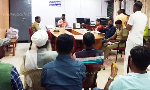 ஆர்.டி.ஓ. தலைமையில் அமைதி பேச்சுவார்த்தை