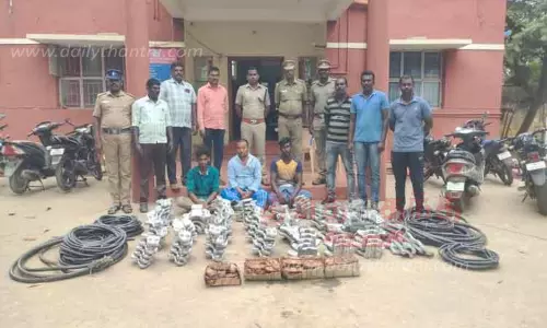 ரூ.26 லட்சம் தாமிர கம்பிகள் திருடிய 3 பேர் கைது