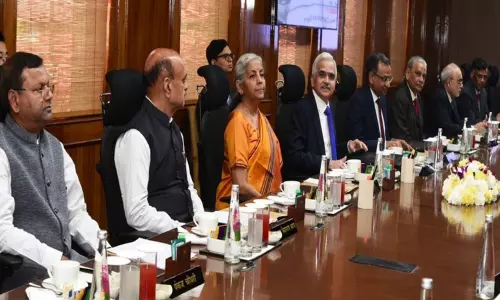 புதிய வருமான வரி முறை நடுத்தர வகுப்பினருக்கு பயன் அளிக்கும் - நிதி மந்திரி நிர்மலா சீதாராமன்