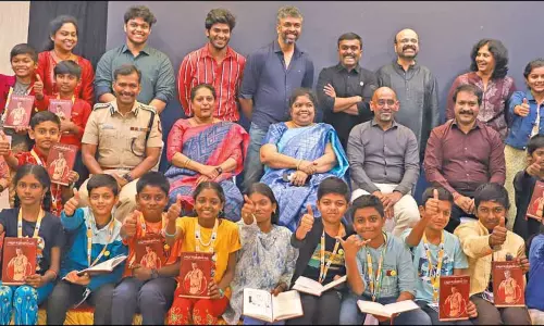 200 அரசுப் பள்ளி மாணவர்கள் இஸ்ரோவுக்கு கல்வி பயணம் 200 அரசுப் பள்ளி மாணவர்கள் இஸ்ரோவுக்கு கல்வி பயணம்