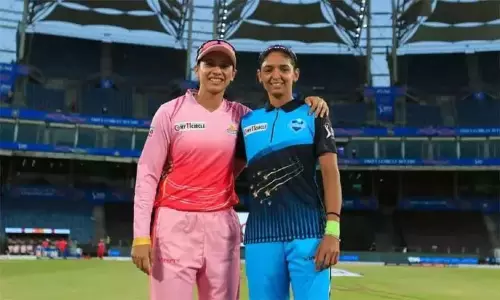 பெண்கள் பிரிமீயர் லீக்: ரூ.3.4 கோடிக்கு மந்தனாவை ஏலத்தில் எடுத்த பெங்களூரு..!