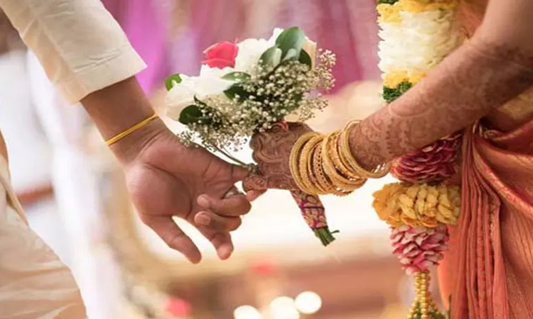 மணமகன் போதையில் வந்ததால் திருமணத்தை நிறுத்திய மணப்பெண்