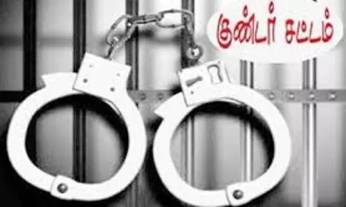 வழிப்பறியில் ஈடுபட்ட 2 பேர் மீது குண்டர் சட்டம் பாய்ந்தது