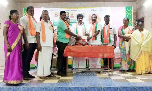 செய்யாறை தலைமை இடமாக கொண்டு புதிய மாவட்டம் உருவாக்க வேண்டும் பா.ஜ.க. செயற்குழு கூட்டம் தீர்மானம் செய்யாறை தலைமை இடமாக கொண்டு புதிய மாவட்டம் உருவாக்க வேண்டும் பா.ஜ.க. செயற்குழு கூட்டம் தீர்மானம்