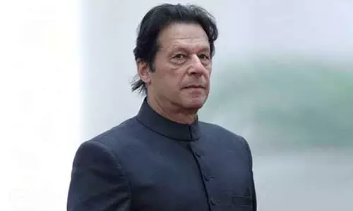 நலத்திட்ட செலவுகளை விட முன்னாள் பிரதமர் இம்ரான் கானின் பயணச் செலவுகள் அதிகம் - பாகிஸ்தான் அரசு தகவல்