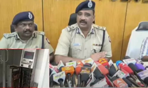 தி.மலை ஏடிஎம் கொள்ளை சம்பவம்: கொள்ளையர்களை நெருங்கிவிட்டோம்: ஐ.ஜி.கண்ணன் பேட்டி தி.மலை ஏடிஎம் கொள்ளை சம்பவம்: கொள்ளையர்களை நெருங்கிவிட்டோம்: ஐ.ஜி.கண்ணன் பேட்டி