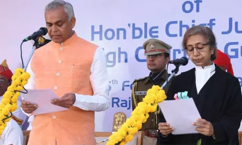 குஜராத் ஐகோர்ட்டின் முதல் பெண் தலைமை நீதிபதியாக சோனியா கோகானி பதவியேற்பு