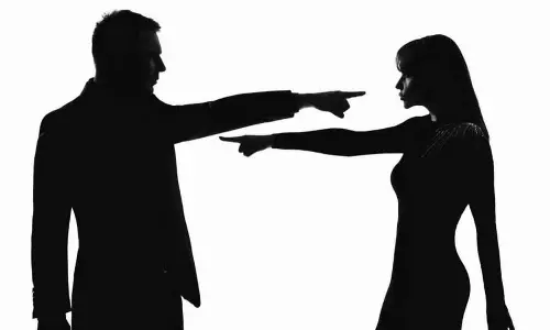 இன்றைய இளைஞர்களிடம்விவாகரத்து முடிவு அதிகரித்து இருப்பது ஏன்?சட்டநிபுணர், பொதுமக்கள் கருத்து