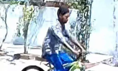 டாக்டர் வீட்டுக்குள் புகுந்து சைக்கிள் திருடிய வாலிபர்