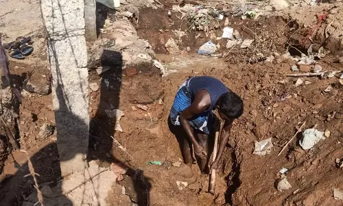 தினத்தந்தி செய்தி எதிரொலி:குடிநீர் குழாய் உடைப்பு சீரமைப்பு