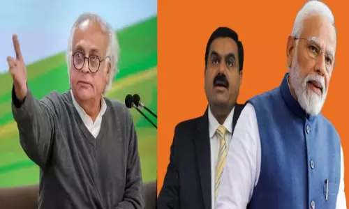 பங்கு விலைச்சரிவு இருந்தபோதிலும் அதானி நிறுவன பங்கில் முதலீடு செய்ய எல்.ஐ.சி.யும், ஸ்டேட் வங்கியும் அறிவுறுத்தப்பட்டனவா?  காங்கிரஸ் கேள்வி