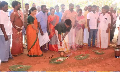 ஆற்றாங்கரை கருப்பணசாமி-ராக்கச்சி அம்மன் கோவிலில் மாசி களரி விழா