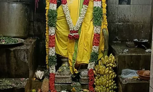 முனீஸ்வரர் கோவிலில் சிறப்பு வழிபாடு