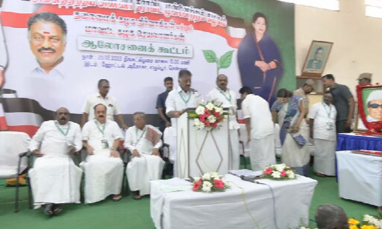 எடப்பாடி பழனிசாமிக்கு முற்றுப்புள்ளி வைக்க வேண்டும் - ஓபிஎஸ் ஆதரவாளர் வைத்திலிங்கம்