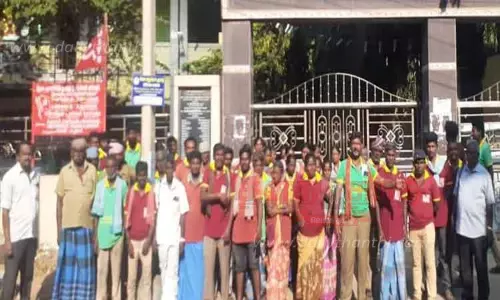 தூய்மை பணியாளர்கள் வேலை நிறுத்த போராட்டம்