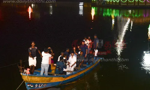 கமலாலய குளத்தில் படகு சவாரி சென்ற முதல்-அமைச்சர் மு.க.ஸ்டாலின்