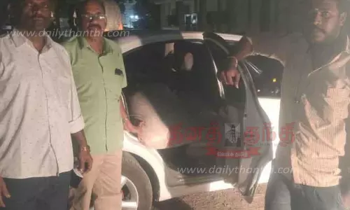 காரில் கடத்திய 500 கிலோ ரேஷன் அரிசி பறிமுதல்