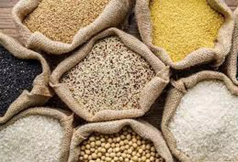 ரூ.100-க்கு சிறப்பு ரேசன் பொருட்கள்- மந்திரிசபை ஒப்புதல் ரூ.100-க்கு சிறப்பு ரேசன் பொருட்கள்- மந்திரிசபை ஒப்புதல்